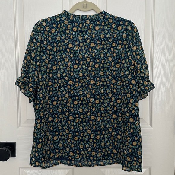 LIKE NEW J Crew Factory Blouse - Picture 4 of 5